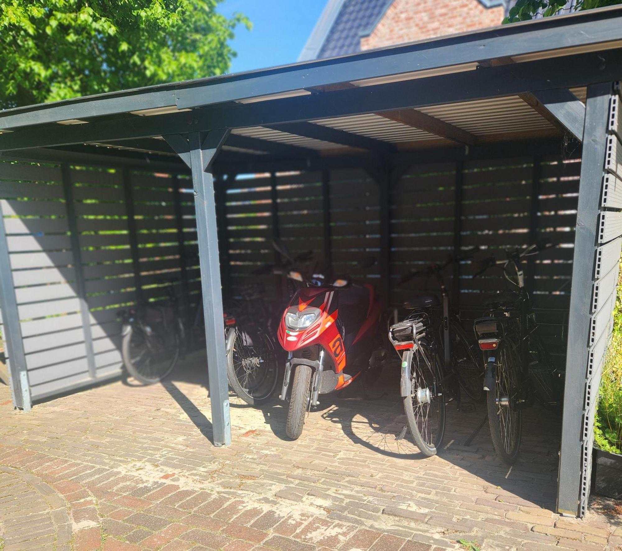 Friesischer Hof, Ferienwohnungen Mit Indoor Spielplatz, Kostenfreien Parkplatz Und W-Lan Hage Bagian luar foto