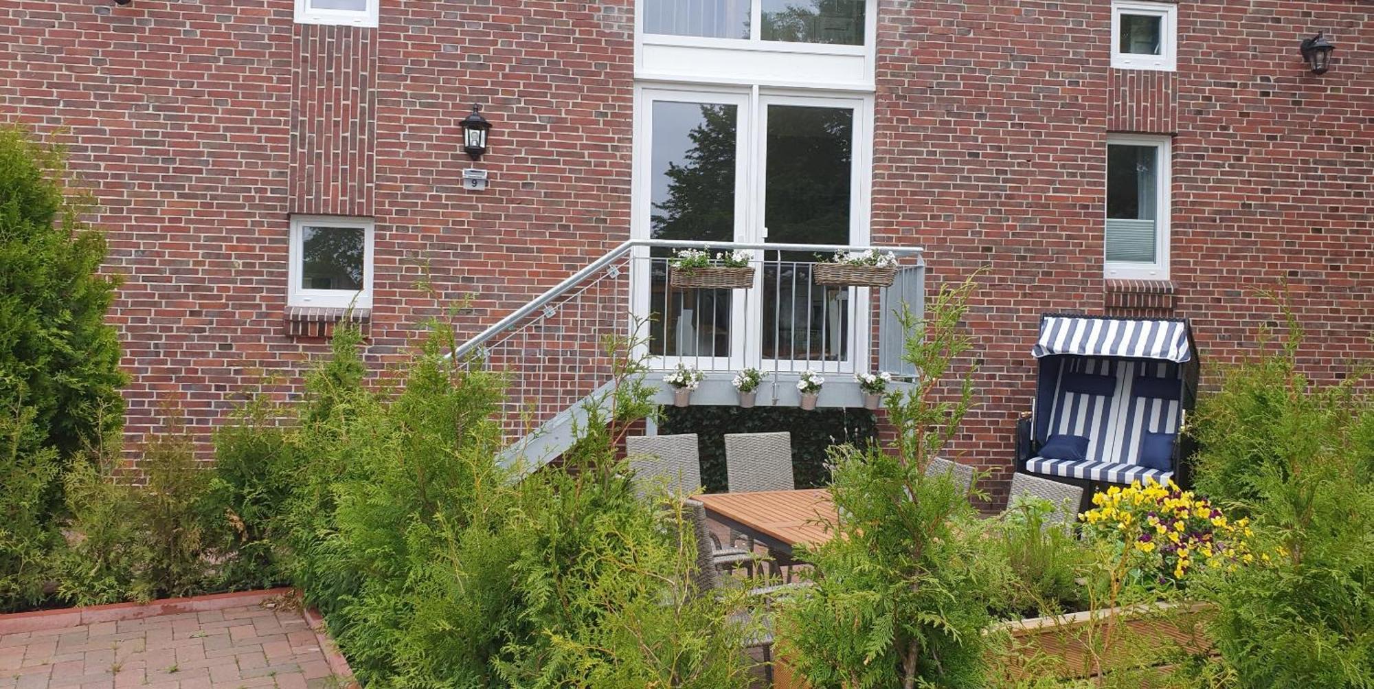 Friesischer Hof, Ferienwohnungen Mit Indoor Spielplatz, Kostenfreien Parkplatz Und W-Lan Hage Ruang foto